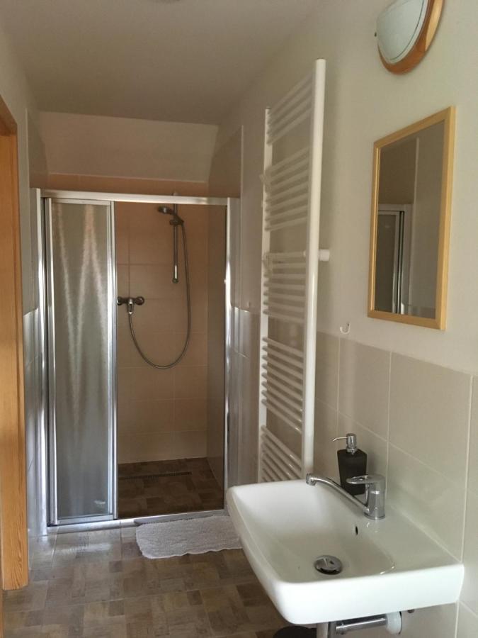 Apartman Na Vrsku Klenovice  Екстер'єр фото