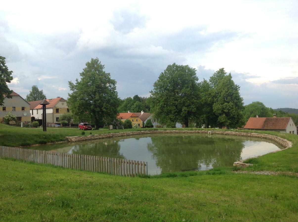 Apartman Na Vrsku Klenovice  Екстер'єр фото