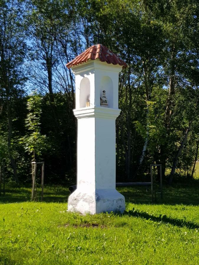 Apartman Na Vrsku Klenovice  Екстер'єр фото